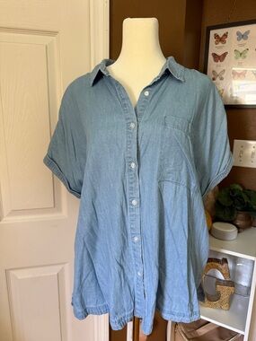 A.N.A Light Wash Denim Style Flowy Button-Up Shirt with Chest Pocket / Size M
